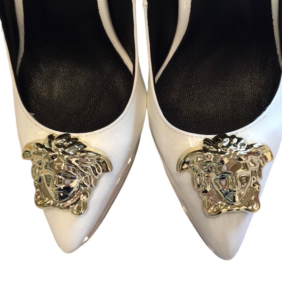 ‼️❤️🔥Versace Medusa Head Palazzo Platform Pump 👠 - Picture 7 of 12